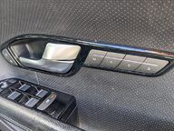 Land Rover Range Rover Evoque SD4 Dynamic 34