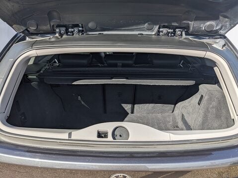 BMW 3 Series 320D EFFICIENTDYNAMICS TOURING 19