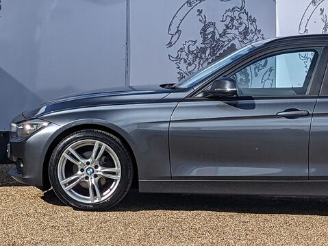 BMW 3 Series 320D EFFICIENTDYNAMICS TOURING 5