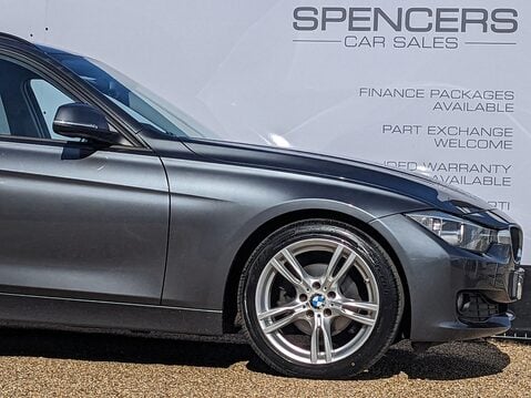 BMW 3 Series 320D EFFICIENTDYNAMICS TOURING 11