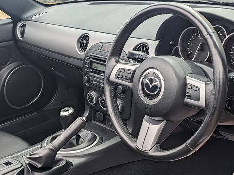 Mazda MX-5 I ROADSTER SPORT TECH 23