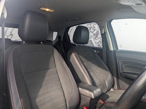 Ford Ecosport ST-LINE 15
