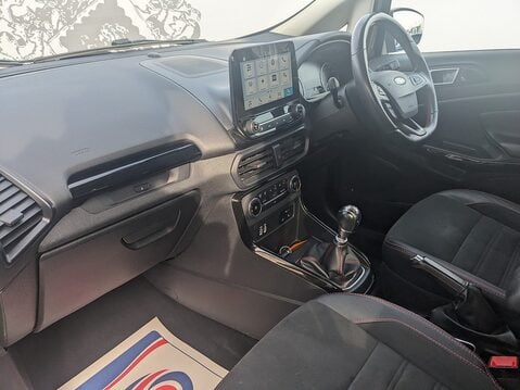 Ford Ecosport ST-LINE 12