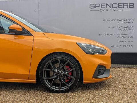 Ford Focus ST ECOBLUE 11