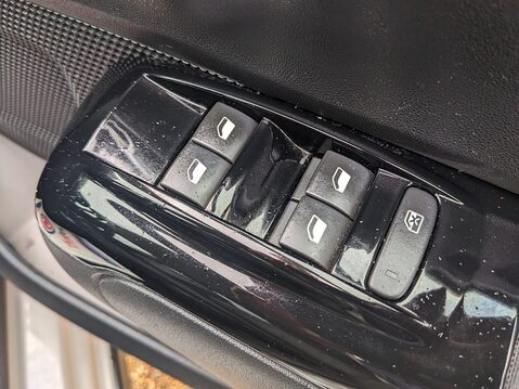 Citroen C3 PURETECH FLAIR 25