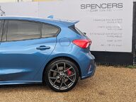 Ford Focus ST ECOBLUE 6