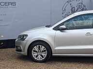 Volkswagen Polo SE TSI DSG 5
