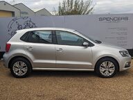 Volkswagen Polo SE TSI DSG 10