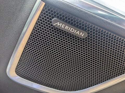 Jaguar E-Pace D180 R-Dynamic HSE 33