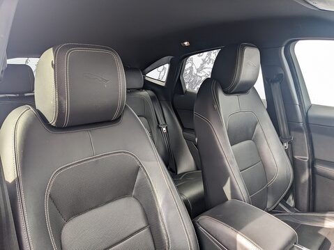 Jaguar E-Pace D180 R-Dynamic HSE 13