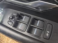 Jaguar E-Pace D180 R-Dynamic HSE 23