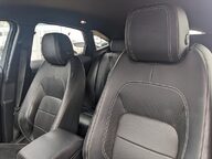 Jaguar E-Pace D180 R-Dynamic HSE 15