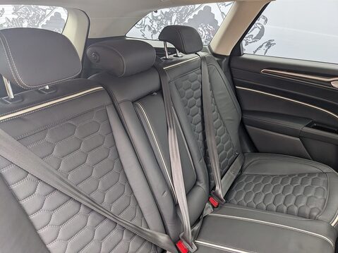 Ford Mondeo VIGNALE ECOBLUE 15