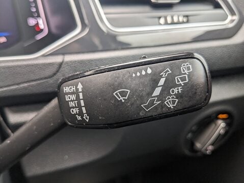 Volkswagen T-Roc SEL TSI 4MOTION DSG 33
