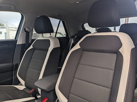 Volkswagen T-Roc SEL TSI 4MOTION DSG 15