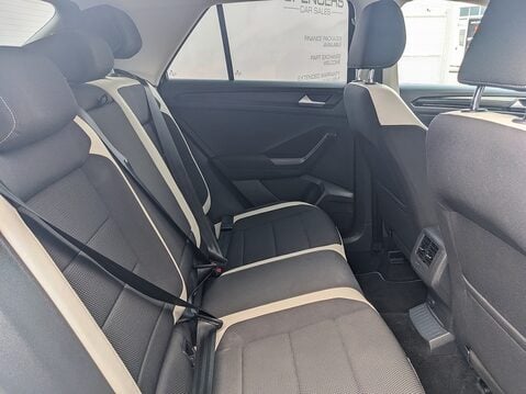 Volkswagen T-Roc SEL TSI 4MOTION DSG 16