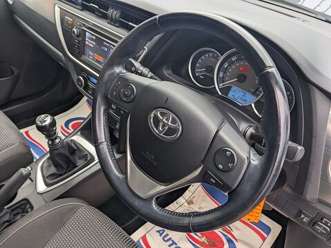Toyota Auris ICON VALVEMATIC 21