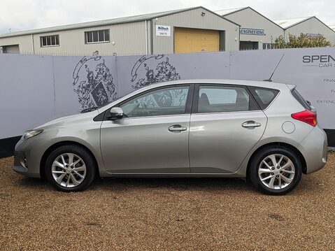 Toyota Auris ICON VALVEMATIC 4