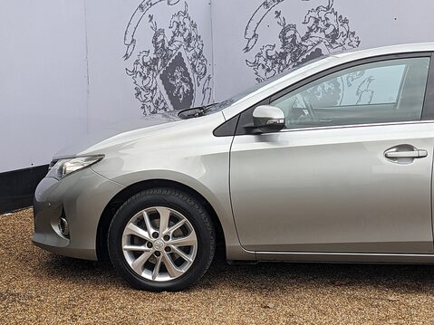 Toyota Auris ICON VALVEMATIC 5