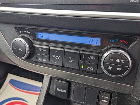 Toyota Auris ICON VALVEMATIC 27