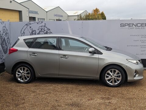 Toyota Auris ICON VALVEMATIC 10