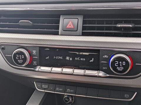 Audi A4 AVANT TFSI SPORT 21