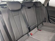 Audi A4 AVANT TFSI SPORT 20