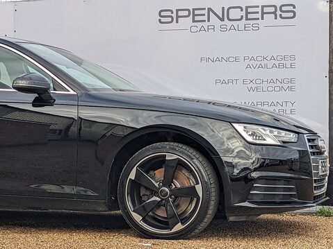 Audi A4 AVANT TFSI SPORT 3
