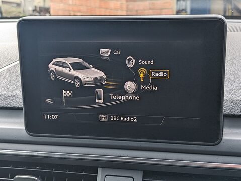 Audi A4 AVANT TFSI SPORT 5