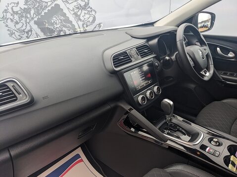 Renault Kadjar ICONIC TCE EDC 14