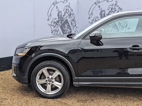 Audi Q2 TFSI SPORT 5