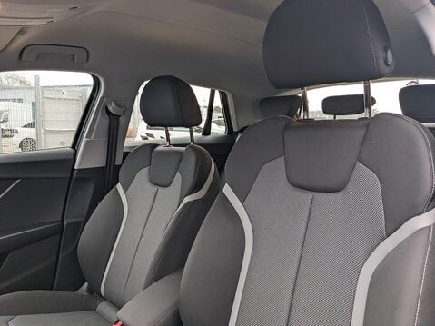 Audi Q2 TFSI SPORT 15