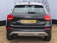 Audi Q2 TFSI SPORT 8