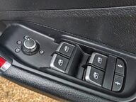 Audi Q2 TFSI SPORT 33