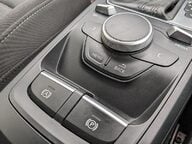 Audi Q2 TFSI SPORT 31