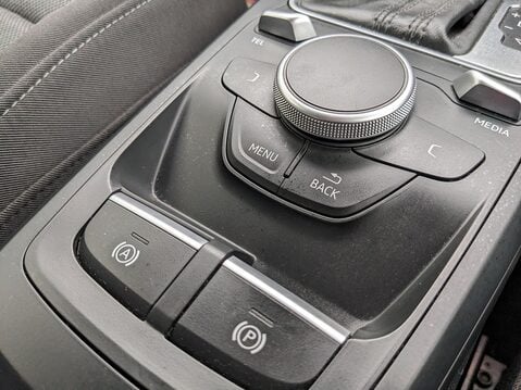 Audi Q2 TFSI SPORT 31