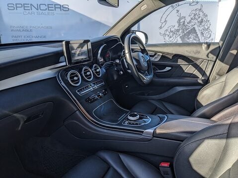 Mercedes-Benz GLC GLC 220 D 4MATIC AMG LINE PREMIUM 12