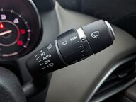 Jaguar XE PRESTIGE 25