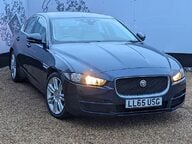 Jaguar XE PRESTIGE 1