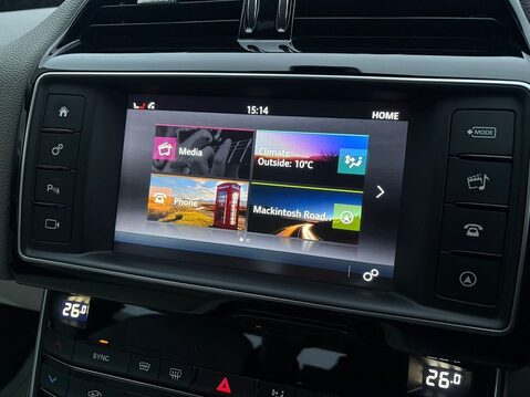 Jaguar XE PRESTIGE 45