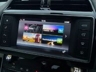 Jaguar XE PRESTIGE 32