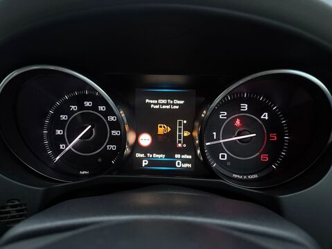 Jaguar XE PRESTIGE 48