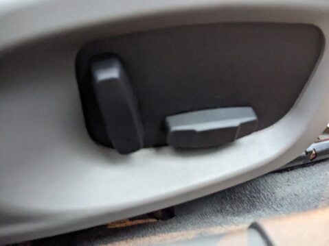 Jaguar XE PRESTIGE 41