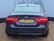 Jaguar XE PRESTIGE 8