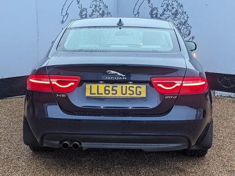Jaguar XE PRESTIGE 8