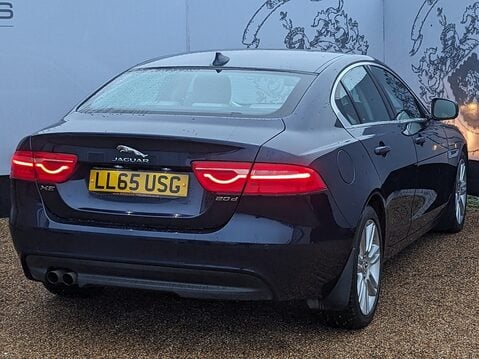 Jaguar XE PRESTIGE 9