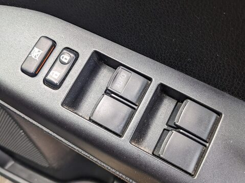 Toyota Rav4 D-4D Business Edition 25