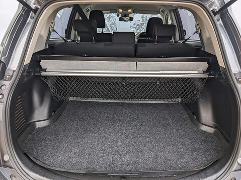 Toyota Rav4 D-4D Business Edition 19