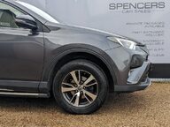 Toyota Rav4 D-4D Business Edition 11
