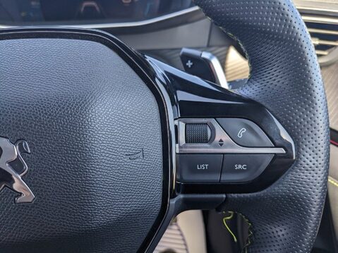 Peugeot 208 PURETECH GT S/S 16